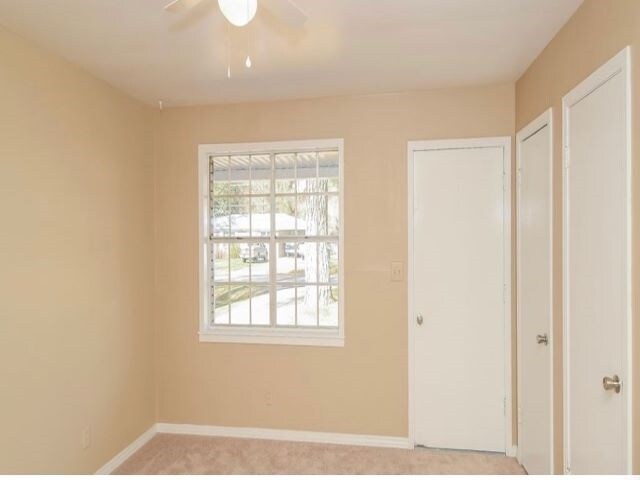 Foto del edificio - 3008 Willow Dr