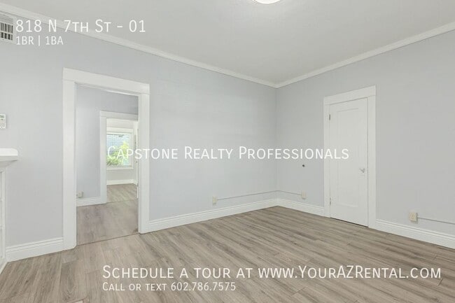 Building Photo - 818 N 7th St