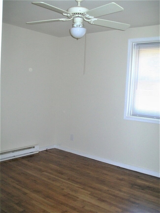 Building Photo - 2307 Parkside Ave