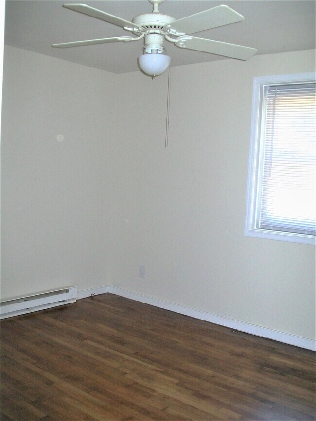 Foto del edificio - 2307 Parkside Ave