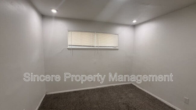 Photo - 401 NW 81st St House