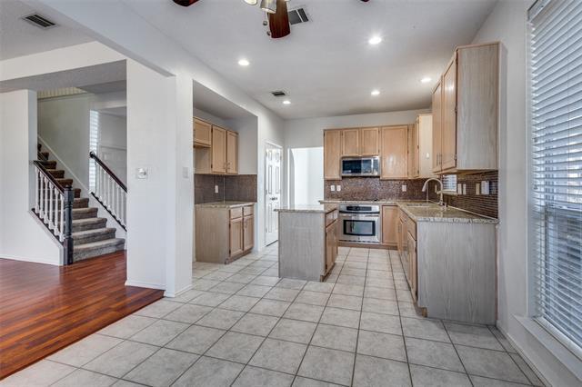 Building Photo - 2369 Red Maple Rd