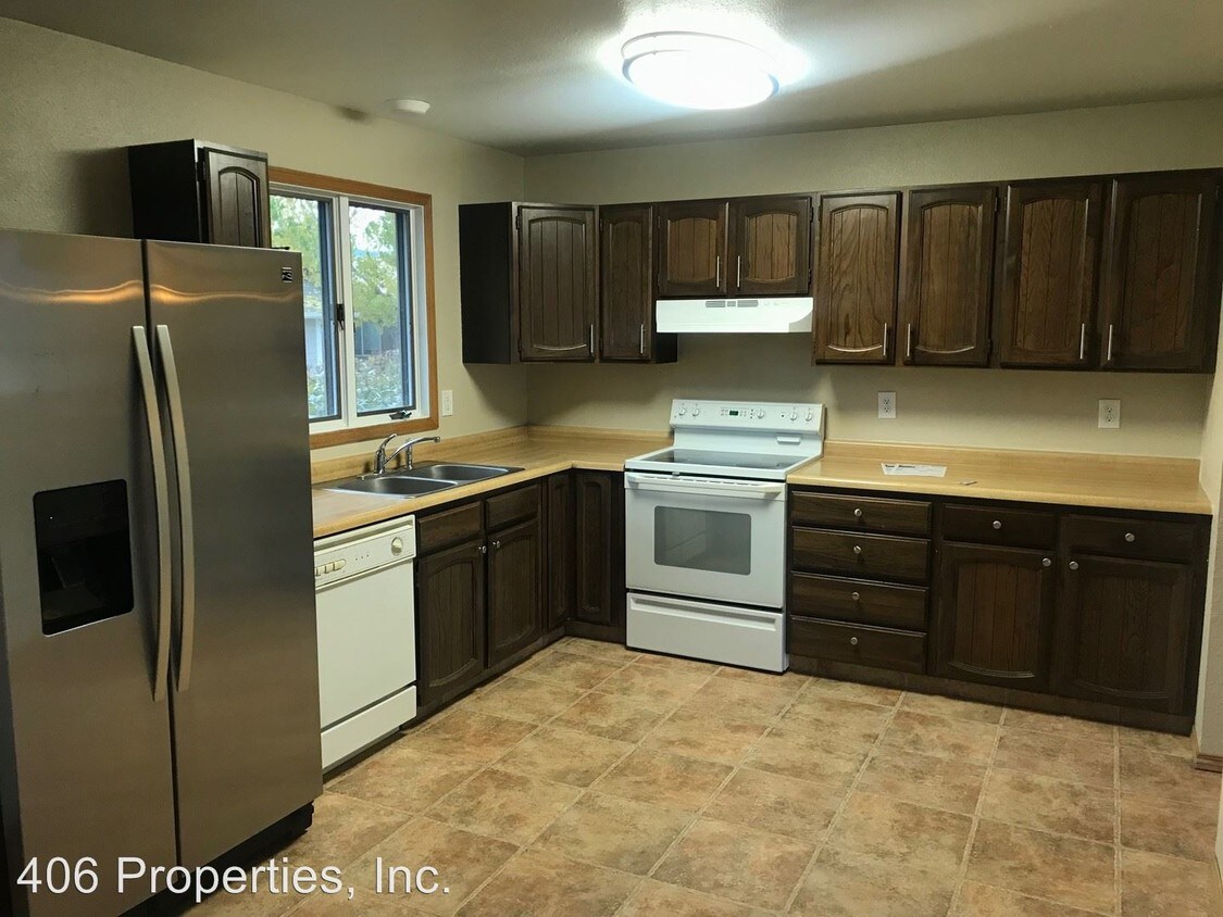 Foto principal - 4 br, 2 bath House - 3306 Vigilante Drive