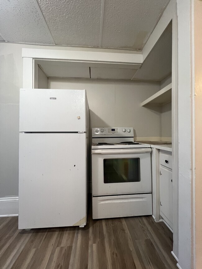 Building Photo - 22 Highland Ave