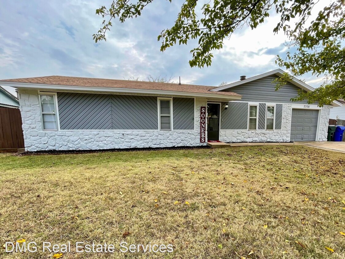 3 br, 1.5 bath House - 2308 Twisted Oak Photo