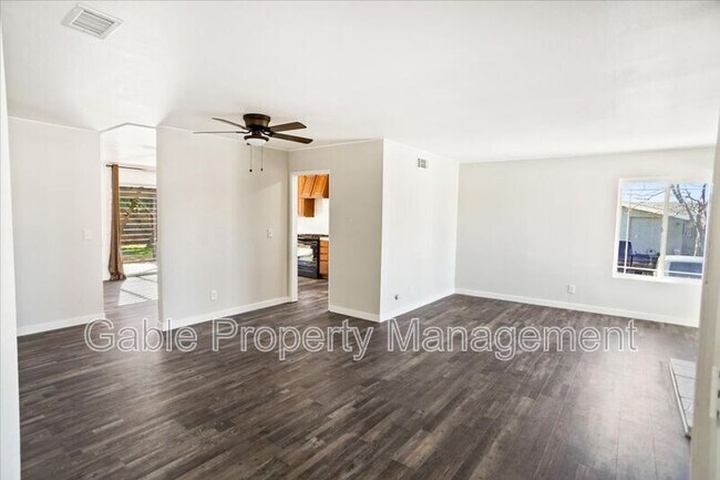 Foto del edificio - 20810 Cedarfalls Dr