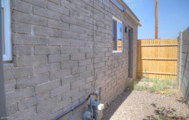 Private Patio - 2212 N 18th St