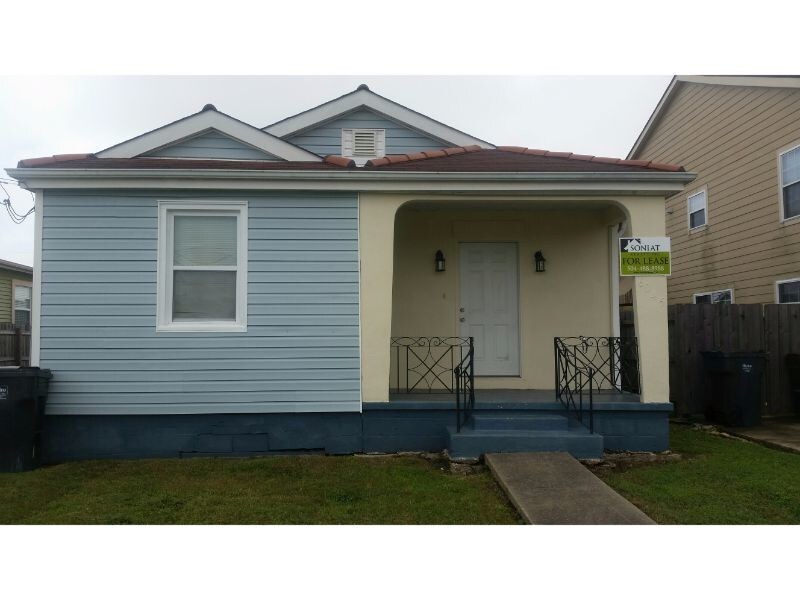 Primary Photo - 6045 Warrington Dr