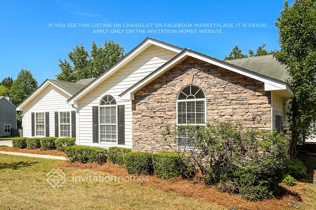 Building Photo - 2992 Knoll View Pl