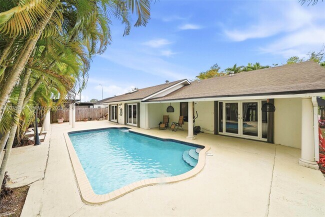 Foto del edificio - 12718 SW 96th Terrace