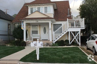 Primary Photo - 120 11th St