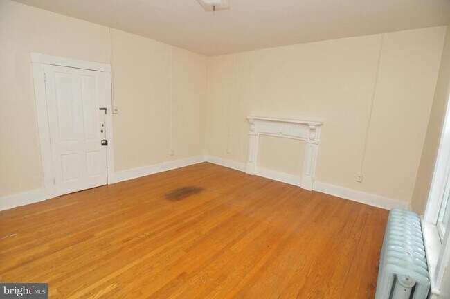 Building Photo - 515 N Loudoun St