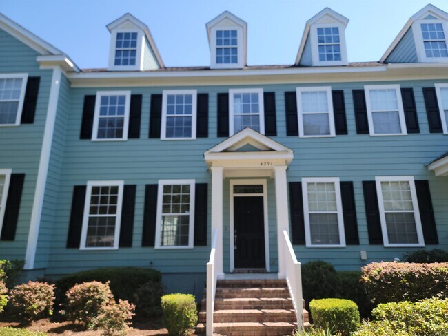 Foto del edificio - 4291 Four Oaks Blvd