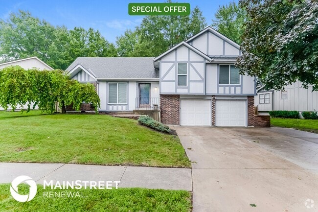 Building Photo - 4917 S Kendall Dr