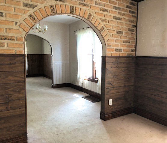 Foto del edificio - 42 Rogers Ave