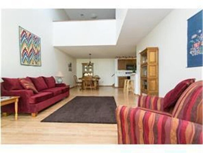 Building Photo - 1239 Pecks Woods Dr