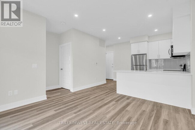 Building Photo - 1100 Lackner Pl