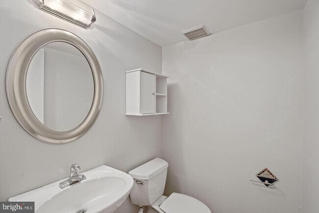 Foto del edificio - 2050 Winged Foot Ct