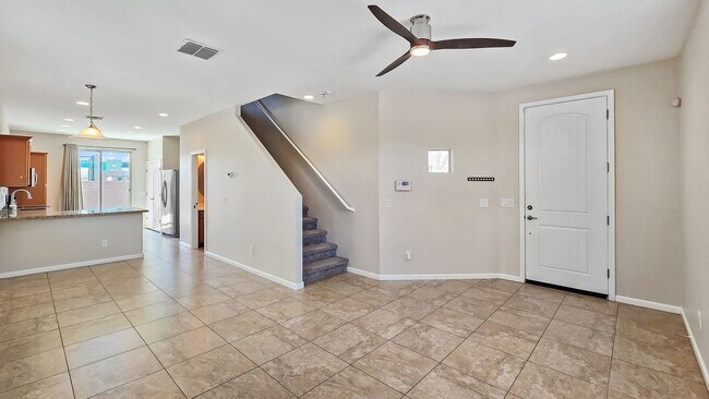 Foto del edificio - Clean and Comfortable 3 bed 2 bath with loft!