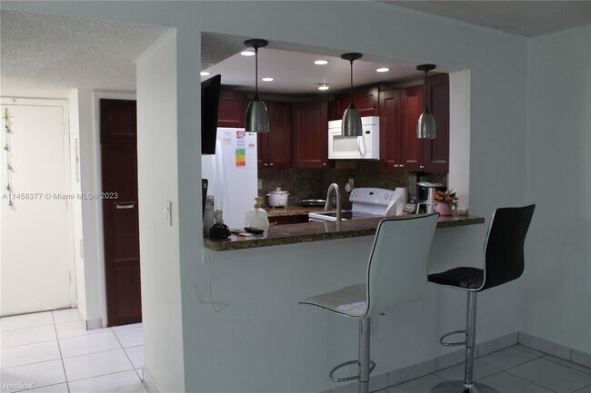 Foto del edificio - 3 br, 2 bath House - 15470 SW 82nd Ln Apt 316