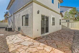 Building Photo - 937 Grand Cerritos Ave