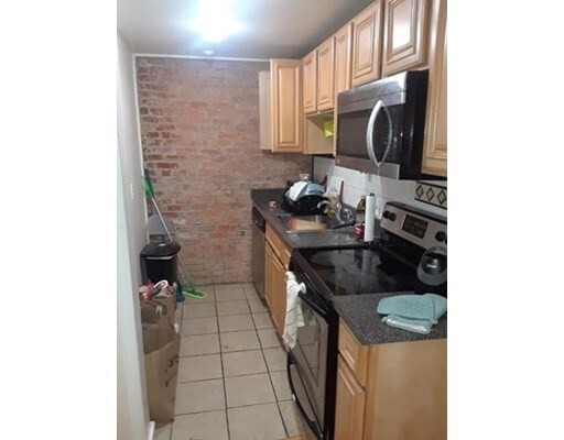 Foto del edificio - 228 Western Ave