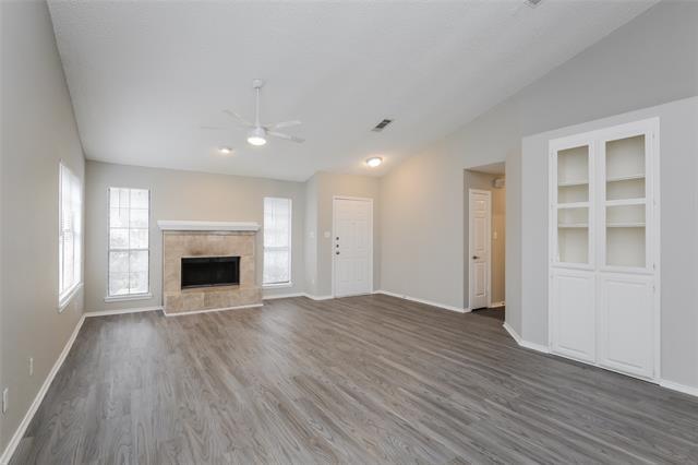 Foto del edificio - 4116 O B Crowe Dr