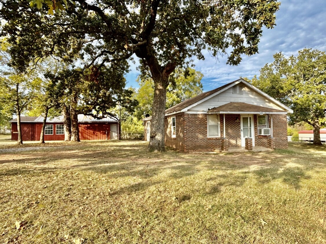 104 Osage St, Asher, OK 74826 House Rental in Asher, OK