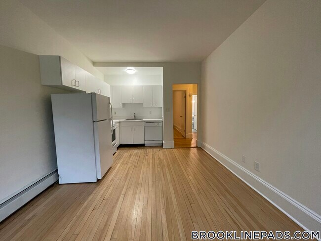 Foto del edificio - 1539 Beacon St