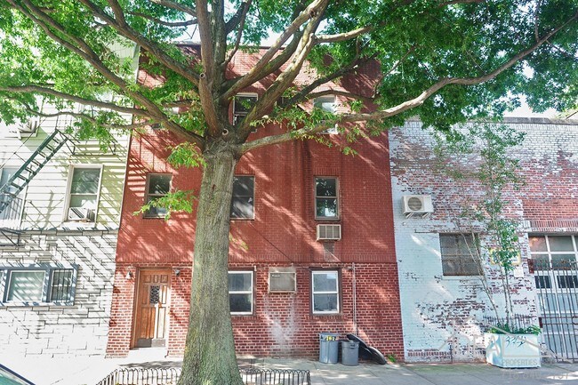 Building Photo - 502 President Street #1R