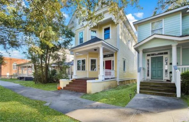 Primary Photo - 913 E Henry St