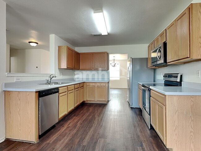 Foto del edificio - 1409 Laurel Ln