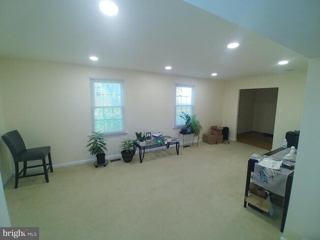 Foto del edificio - 8812 Alliston Hollow Way