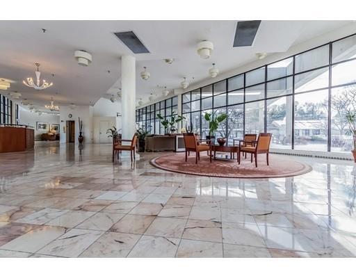 Foto del edificio - 250 Hammond Pond Pkwy