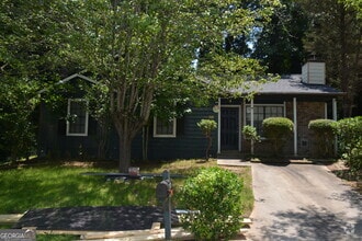 Building Photo - 4952 Isle Royal Ct
