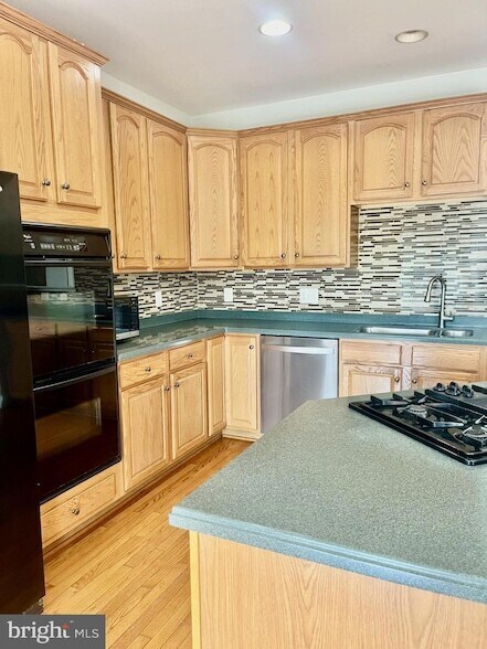 Foto del edificio - 5370 Blue Aster Cir