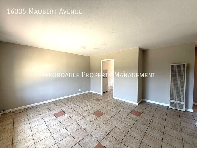 Foto del edificio - 16005 Maubert Ave