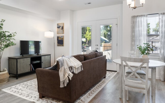 Foto del edificio - Broadstone Townhomes