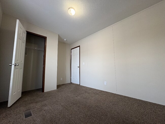 Foto del edificio - 377 Hunters Rill