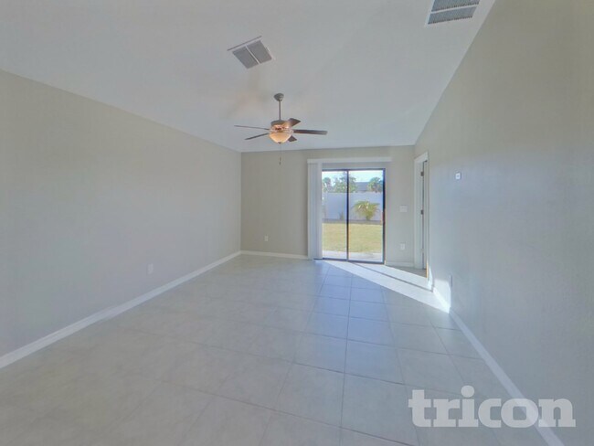 Foto del edificio - 5206 White Chicory Dr