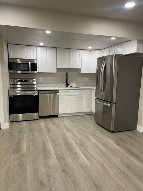 Building Photo - 2839 Kollman Ln