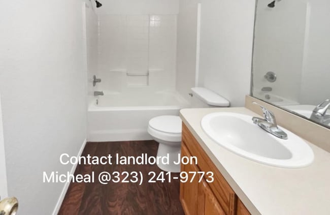 Building Photo - 1302 Lynnwood Dr