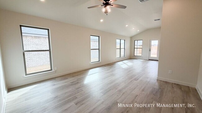 Foto del edificio - 7213 7th St