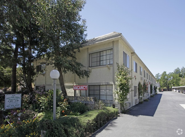 Building Photo - 5245c