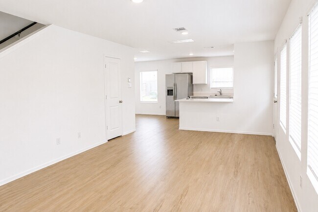 Foto del edificio - 4118 Saw Mill Peak Ln