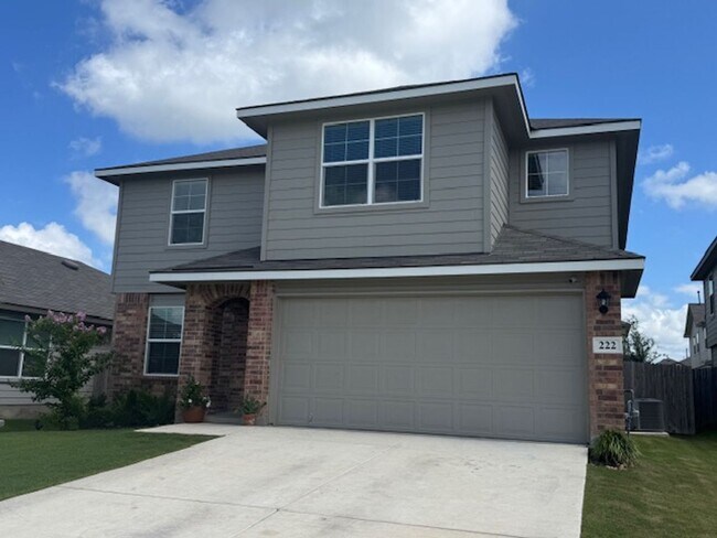 Photo - Spacious and Stylish, with over 2,500 sq f... House