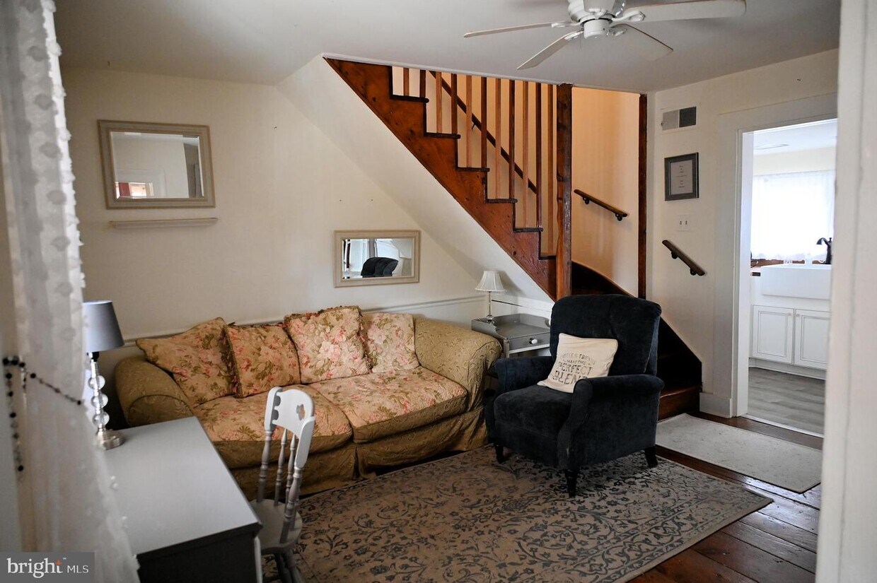 Foto principal - 42 Spring Ln