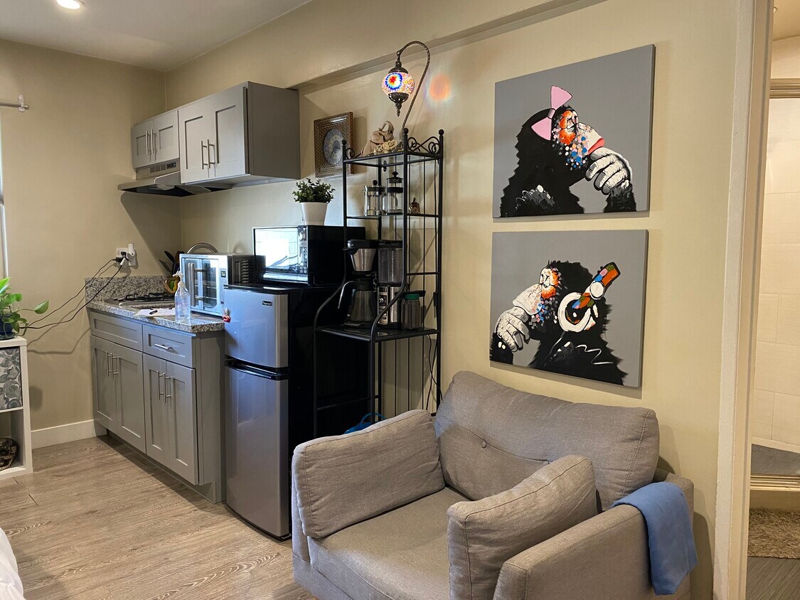 Foto principal - 1635 Lake St