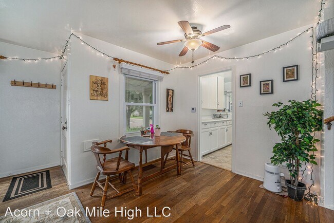 Building Photo - 2 br, 1 bath House - 1305 E. Wesley Ave