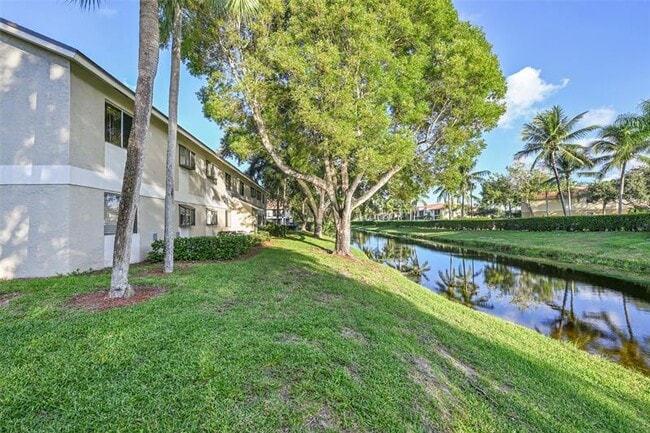 Building Photo - 109 Gardens Dr